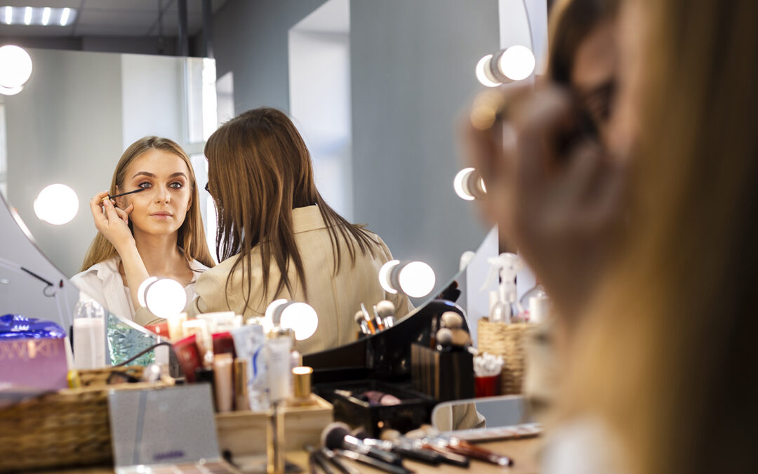 What makeup to use as a cam model