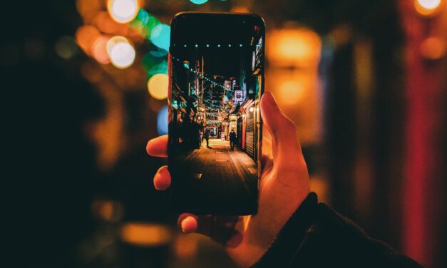 How to choose the best phone for content creation