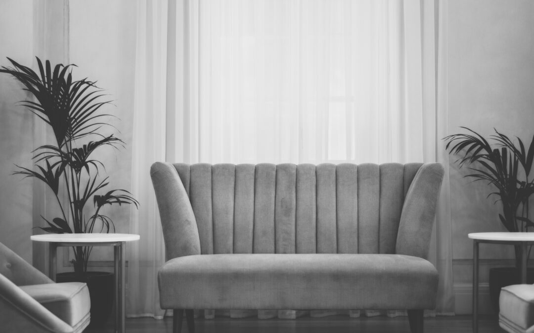 How to Choose the Right Furniture for Your Camming Setup