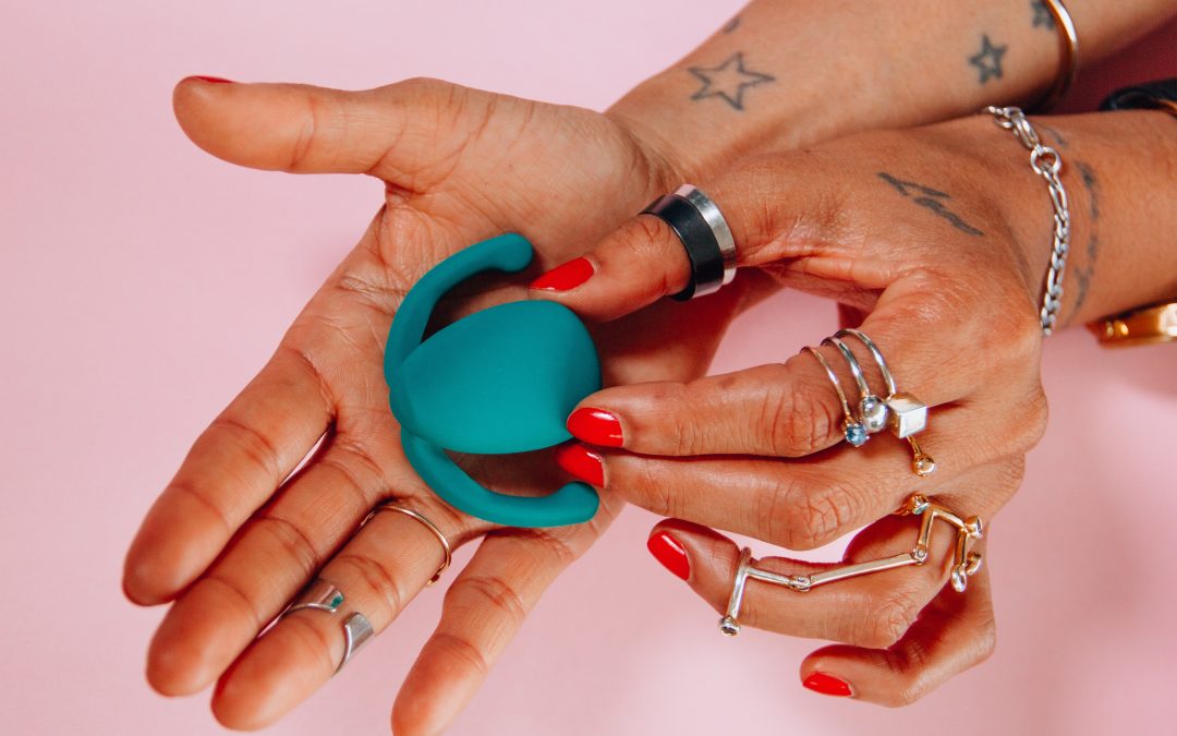 From Buzz to Bucks: A Deep Dive into Camming Interactive Toys